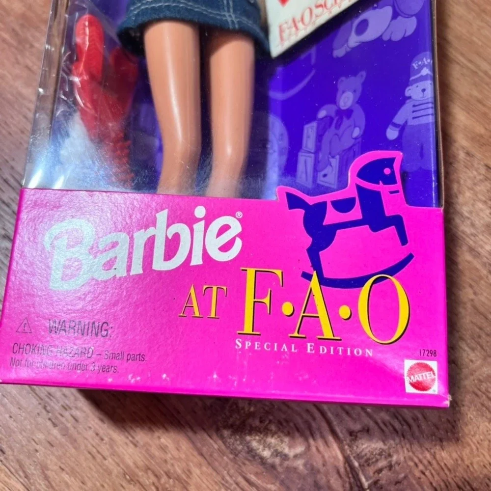 Mattel Barbie at FAO Schwarz Special Edition 1996‎ Doll 17298 New In Box